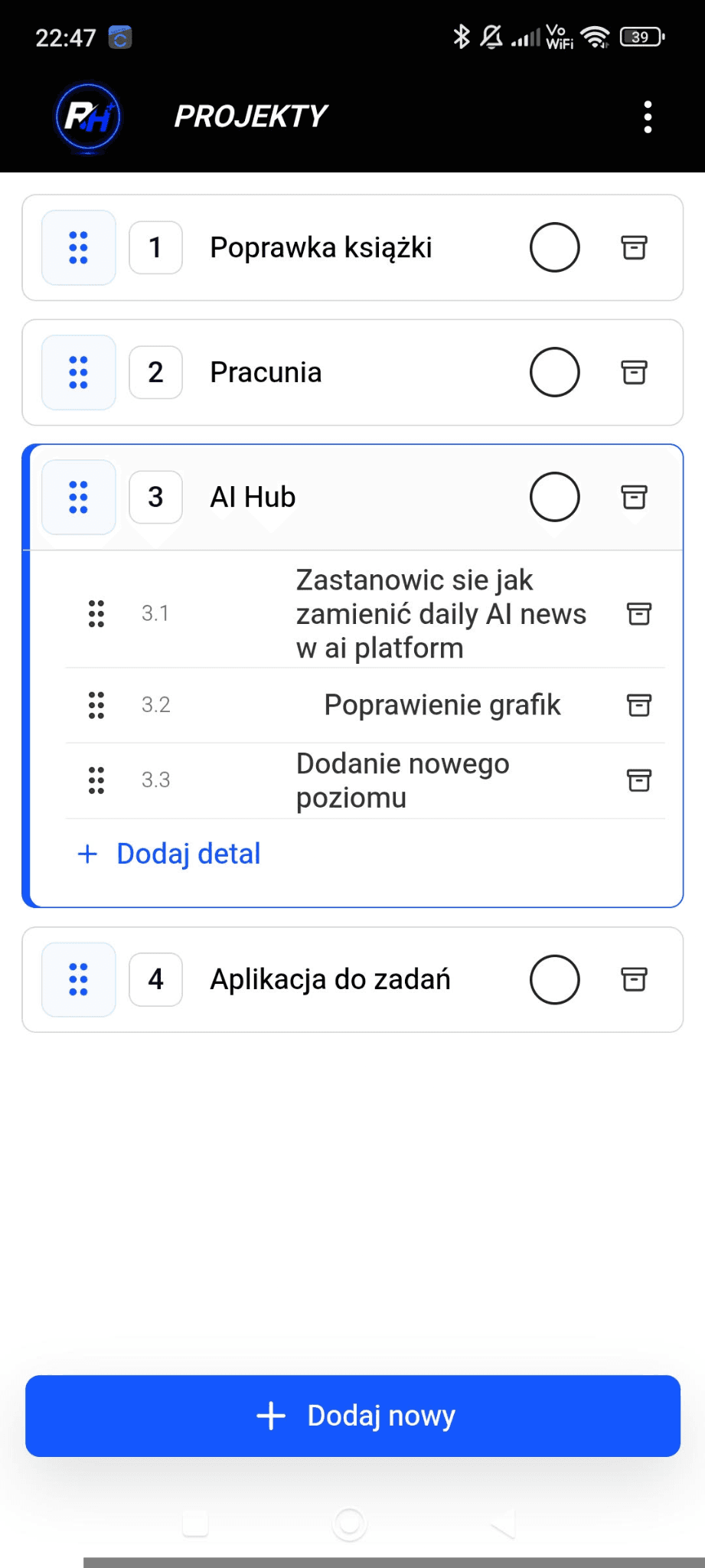 Podgląd interfejsu RH+ Notes z listą projektów i detalami